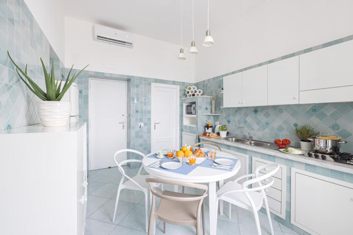 Sorrentovibes - Seaview Home On The Beach & Amazing Views Terrace المظهر الخارجي الصورة